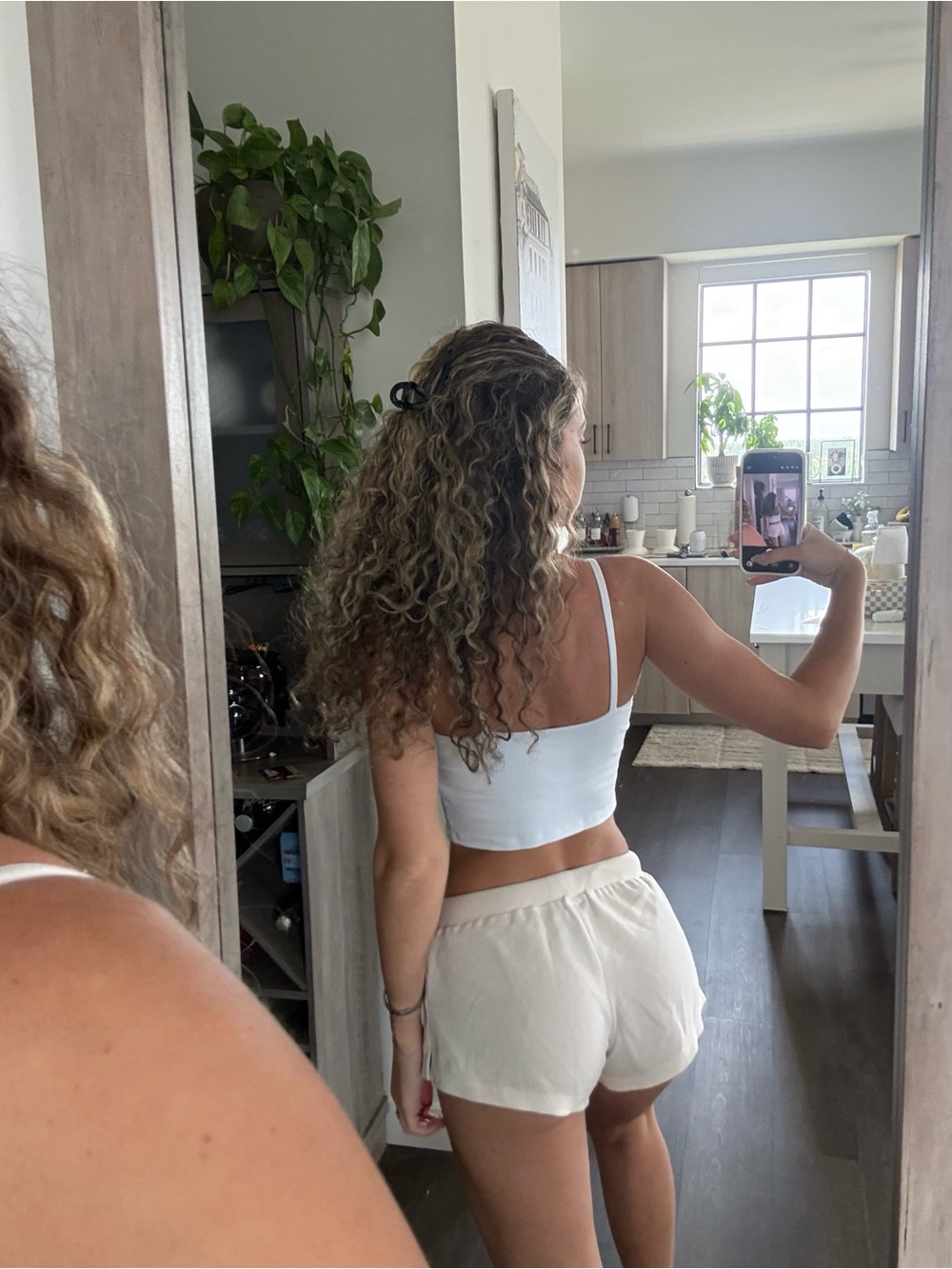 Essential White Cropped Tank Top with Built in Bra - Picture 2 of 4